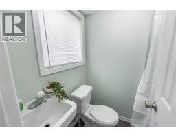 304 BRENTWOOD CRESCENT - 24