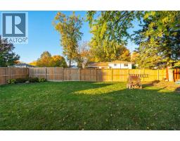 304 BRENTWOOD CRESCENT - 30