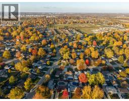 304 BRENTWOOD CRESCENT - 39