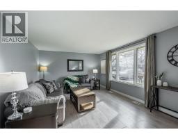 304 BRENTWOOD CRESCENT - 5