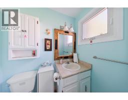 1126 Cathcart BOULEVARD - 12