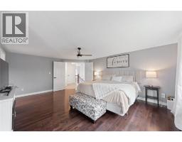 3020 MAIDSTONE CRESCENT - 32