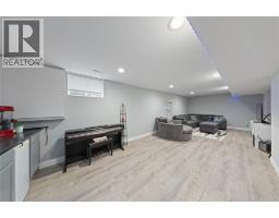 3020 MAIDSTONE CRESCENT - 42