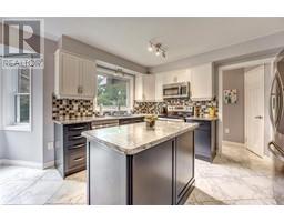 1343 MCGILL GATE - 12