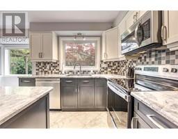 1343 MCGILL GATE - 14