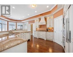 920 LAKESHORE ROAD - 26