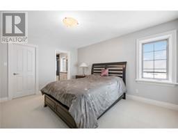 920 LAKESHORE ROAD - 34