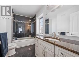 920 LAKESHORE ROAD - 35