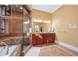 920 LAKESHORE ROAD - 37