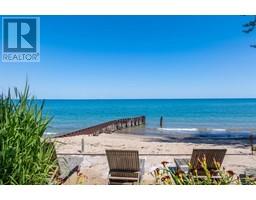 920 LAKESHORE ROAD - 50