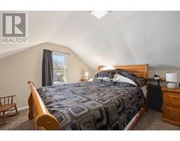 746 Talfourd STREET - 11