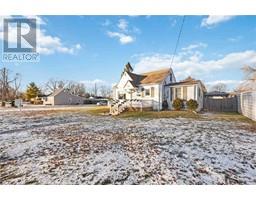 746 Talfourd STREET - 16