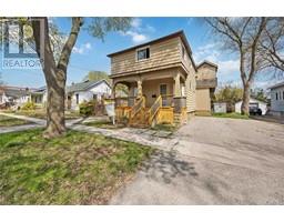 150 COLLEGE AVENUE North - 1