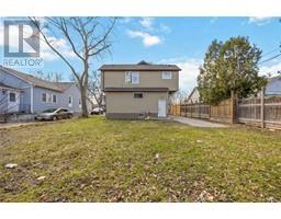 150 COLLEGE AVENUE North - 15