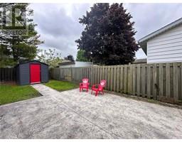 1578 COUNCILLORS STREET - 24