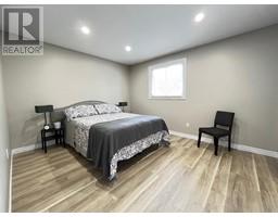 1578 COUNCILLORS STREET - 9