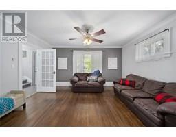 216 KATHLEEN AVENUE - 10
