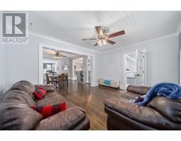 216 KATHLEEN AVENUE - 11