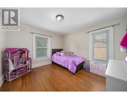 216 KATHLEEN AVENUE - 32