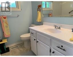 1279 Willa DRIVE - 17