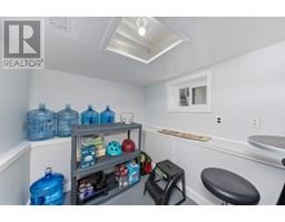 255 BROCK STREET - 32
