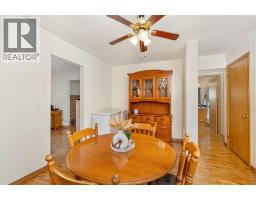 330 Willow CRESCENT - 12