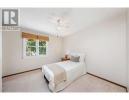 330 Willow CRESCENT - 19