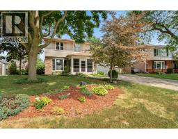 330 Willow CRESCENT - 2