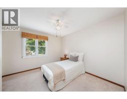 330 Willow CRESCENT - 22