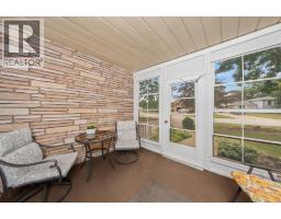 330 Willow CRESCENT - 4