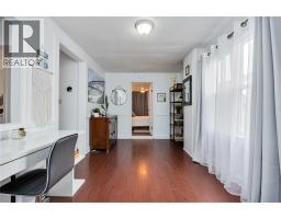 187 Maxwell STREET - 4