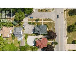 282 WELLINGTON STREET - 7