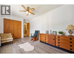 106 Hastings CRESCENT - 7