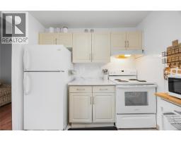 187 Maxwell STREET - 14