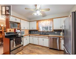 776 RETLAW DRIVE - 10