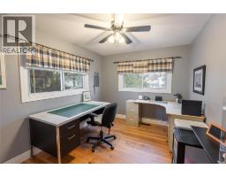 776 RETLAW DRIVE - 16