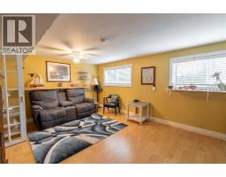 776 RETLAW DRIVE - 19