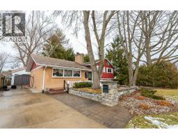 776 RETLAW DRIVE - 2