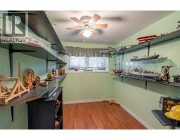 776 RETLAW DRIVE - 22