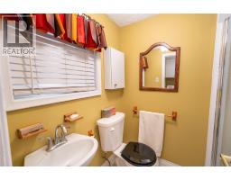 776 RETLAW DRIVE - 24