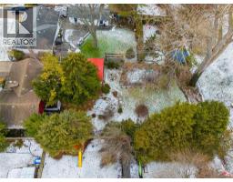 776 RETLAW DRIVE - 35