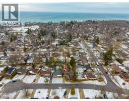 776 RETLAW DRIVE - 37