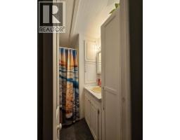 9951 NORTHVILLE CRESCENT UnitNo. 11 - 13