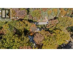 9951 NORTHVILLE CRESCENT UnitNo. 11 - 18