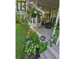 9951 NORTHVILLE CRESCENT UnitNo. 11 - 4