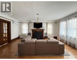 326 Vidal STREET North - 3