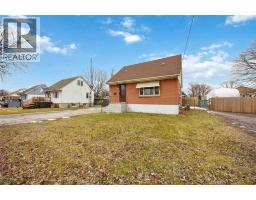 478 INDIAN ROAD North - 2