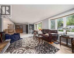 910 Charlesworth DRIVE - 10