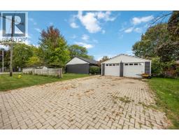 910 Charlesworth DRIVE - 36