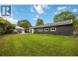 910 Charlesworth DRIVE - 38